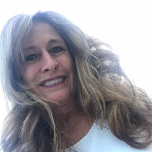 Meet your Posher, Carol